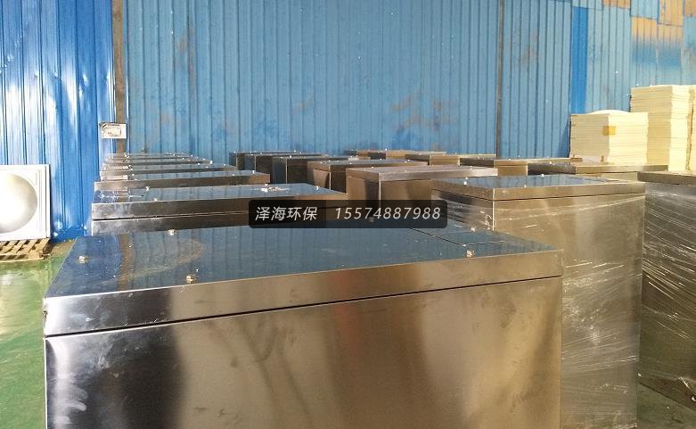 <a href=http://www.lining-shop.net.cn/ target=_blank class=infotextkey>不銹鋼保溫水箱</a>